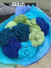 Load image into Gallery viewer, Crochet Flowers
