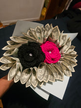 Load image into Gallery viewer, Cash bouquet
