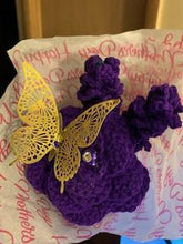Load image into Gallery viewer, Crochet Flowers
