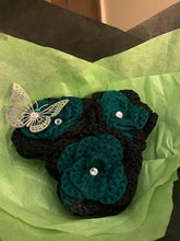 Load image into Gallery viewer, Crochet Flowers
