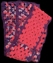 Load image into Gallery viewer, Crochet Scrafs
