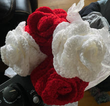 Load image into Gallery viewer, Crochet Flowers

