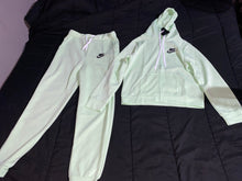 Load image into Gallery viewer, Jogging Set
